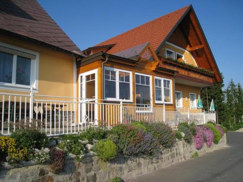 Muster Bernhard und Gertrud vlg. Trautenhof in Leutschach, Österreich