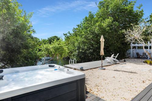 Beautiful Home located in Venetian Shores Neighborhood home in Islamorada, USA