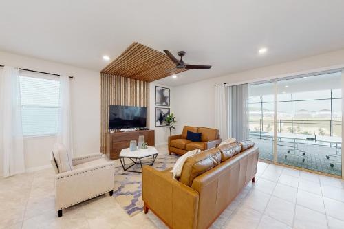 Sweet Retreat Windsor Island Resort Near Orlando and Disney by Shine Villas villa - image 3