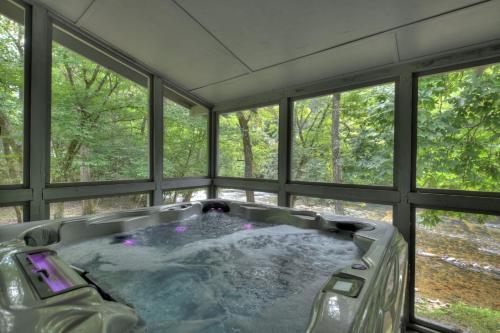 Aska River House - Riverside relaxation and all the comforts of home - image 7