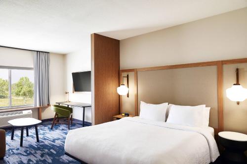 Fairfield Inn & Suites by Marriott Kansas City Belton in Belton, USA