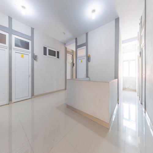 RedDoorz near RS Permata Cirebon – Cirebon, OH