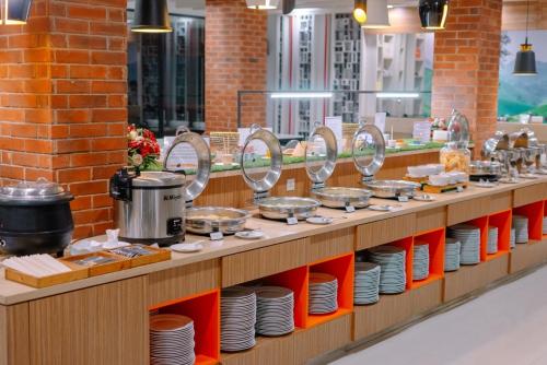 사히드 반다라 수카르노 하타 - 레스토랑