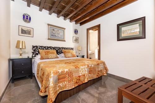 Apartamentos en pleno centro Aljibe Rodrigo del Campo 2A - image 12