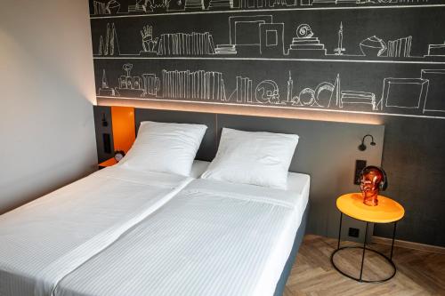 LOGINN Hotel Köln Airport