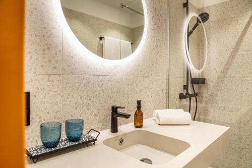 LOGINN Hotel Köln Airport