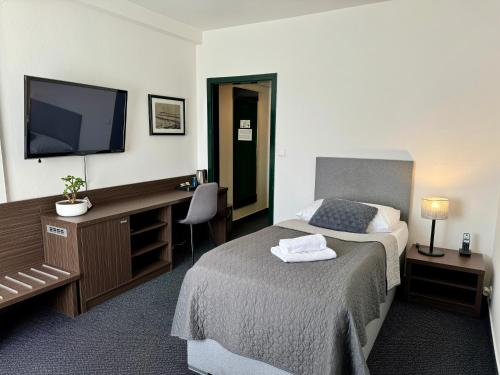 A-Austerlitz Hotel - image 3