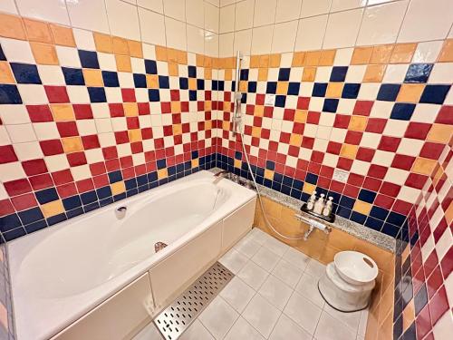 room detail thumbnail 2