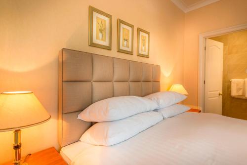 Petwood Hotel - image 11