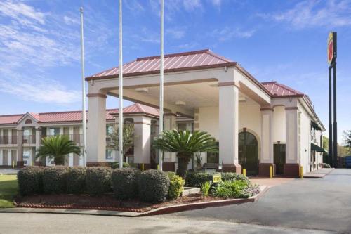 luxury hotels in Baton Rouge