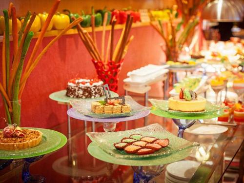 Wuhan Premier Mayflowers Hotel – Wuhan, OH