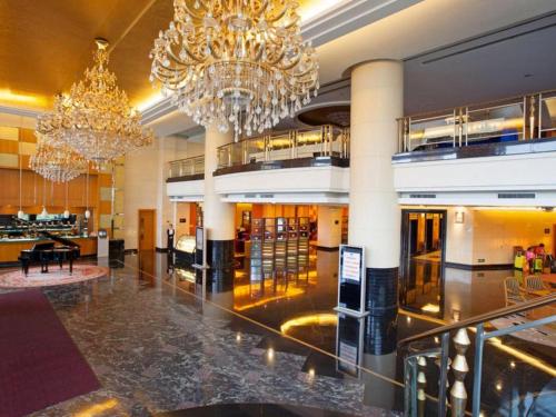 Wuhan Premier Mayflowers Hotel – Wuhan, OH