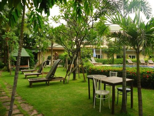 Bacchus Home Resort in Pranburi