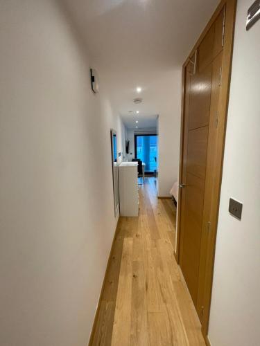 Studio flat with Spa, Gibraltar (photo 5)