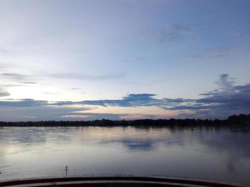 Just Mansion Hotel near Daeng Namnueng