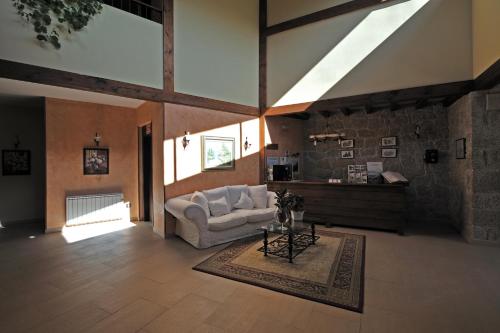 Előcsarnok, Hotel Rural y Restaurante, Rinconcito de Gredos in Cuevas Del Valle