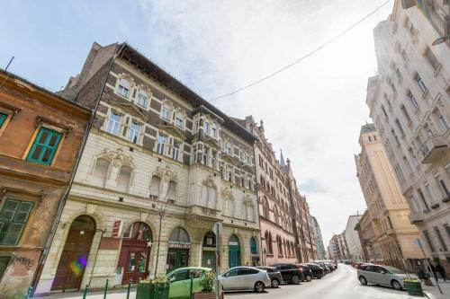 Central - NEW - Modern - image 7