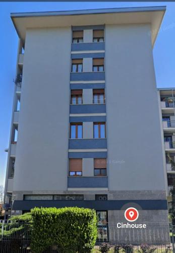 Vista exterior, Cinhouse in Milán