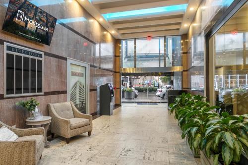 Spacious 4BR Luxury Condo Steps to French Quarter - 편의 시설/서비스