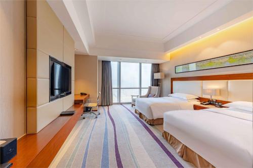 596278259 Crowne Plaza Wuxi Taihu by IHG