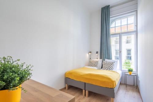Central - New - Easy Sleep, Budapest