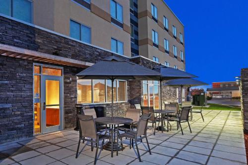 Fairfield Inn & Suites by Marriott Liberal - image 2