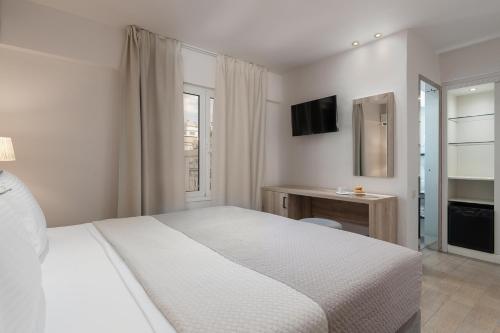 Piraeus City Hotel - image 2