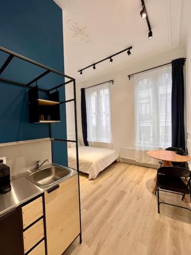 Chez Gianni & Stéphanie - A cozy and elegant Studio in Brussels, Брюссель (фото 6)