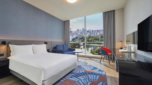 Standard Double Room with Park View - Non-Smoking image 10