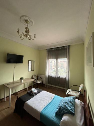 FlipHouse Rooms Pensión⭐ (FlipHouse Rooms Pension⭐) in 德烏斯托