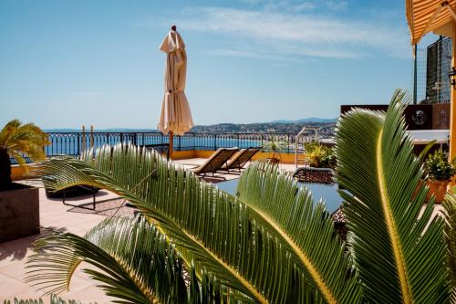 La Perouse Hotel near Monument aux Morts