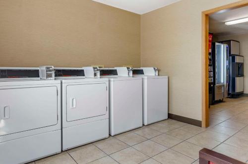 Comfort Inn Bozeman Near University - image 8