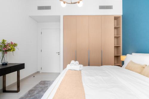 Elegant 1BR Apart with Beach Access in Dubai Creek, Dubái (foto 10)