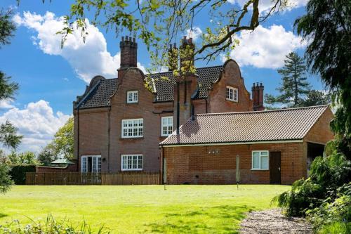 Middle Wing - Norfolk Cottage Agency in Gresham