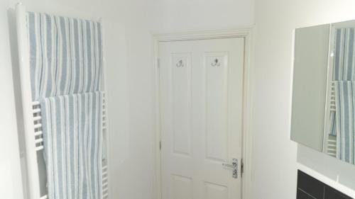 Fürdőszoba, 3 bed house Market Deeping - Peterborough, Stamford, Spalding in Market Deeping