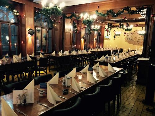 天堂乐园餐厅旅馆 天堂乐园餐厅旅馆