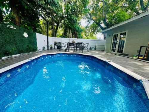 Poolside Oasis-Your Wynwood Family Retreat in Miami, USA