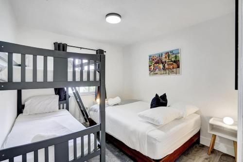 Poolside Oasis-Your Wynwood Family Retreat in Miami, USA