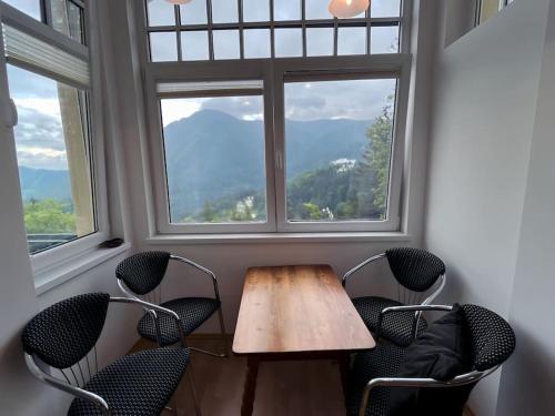 Зручності, Villa AlexanderCharmante Wohnung mit Bergblick, Villa Alexander in Земмерінґ