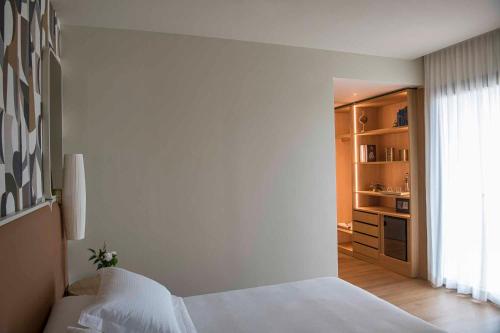 Superior Double or Twin Room image 3