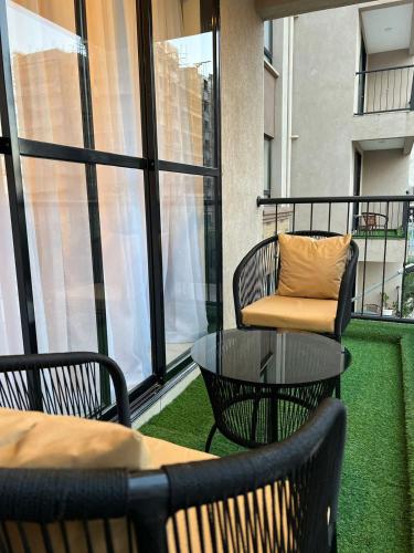 ระเบียง/ชานเรือน, imora homes 5 minutes fromJomo Kenyatta international airport in ไนโรบี