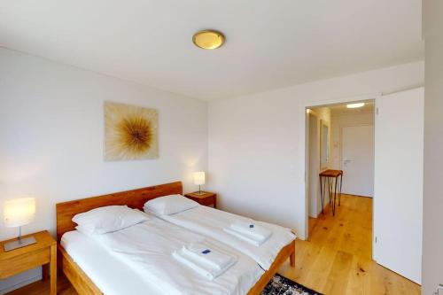 Exceptional 1BR flat - Sun 3 - Tap to explore photos