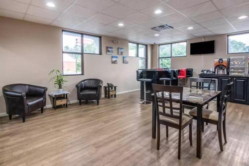 Americas Best Value Inn Opelika in Opelika, USA