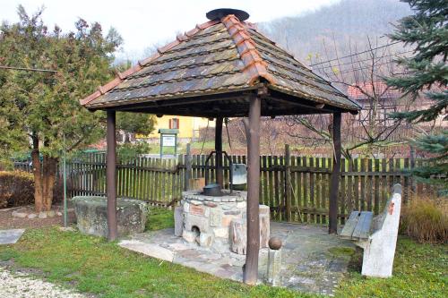 Pereszlényi Vendégház - image 4
