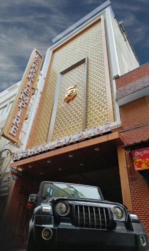Esakki Empire, Chennai