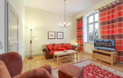 Gorgeous Apartment In Krakow Am See in 克拉科夫 安 湖