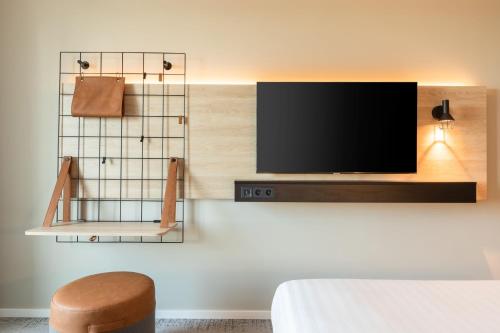 Moxy Paris Val d'Europe Moxy Paris Val d'Europe