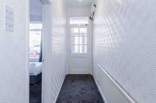 Comfy four bedroom house with parking, Manchester (fotografie 7)