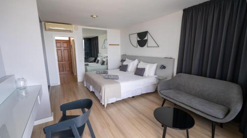 Coral Suites & Spa - Adults Only - image 4
