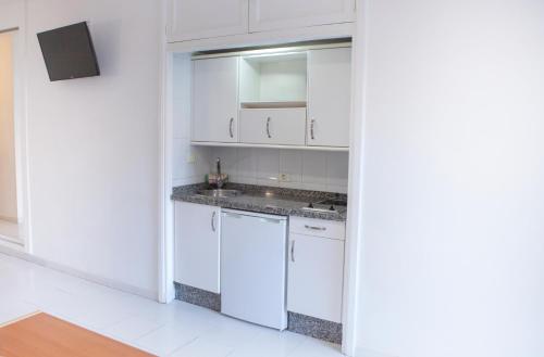 Studio (1-2 Adults) image 2